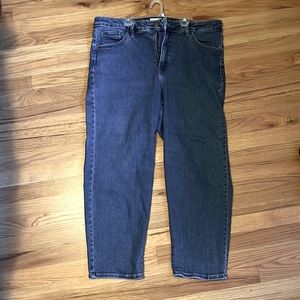 Ava and Viv jeans in great condition. Medium wash. High rise.